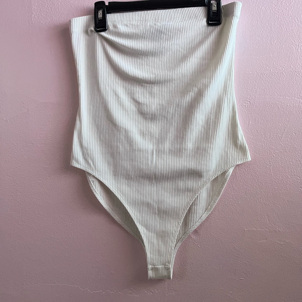 Forever 21• Top